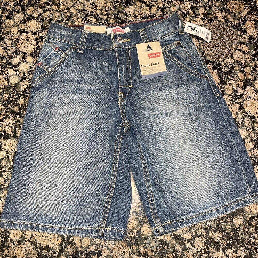 2012 Levi's Red Tab Utiliity Shorts Low Rise Below The Knee Size 10 Reg